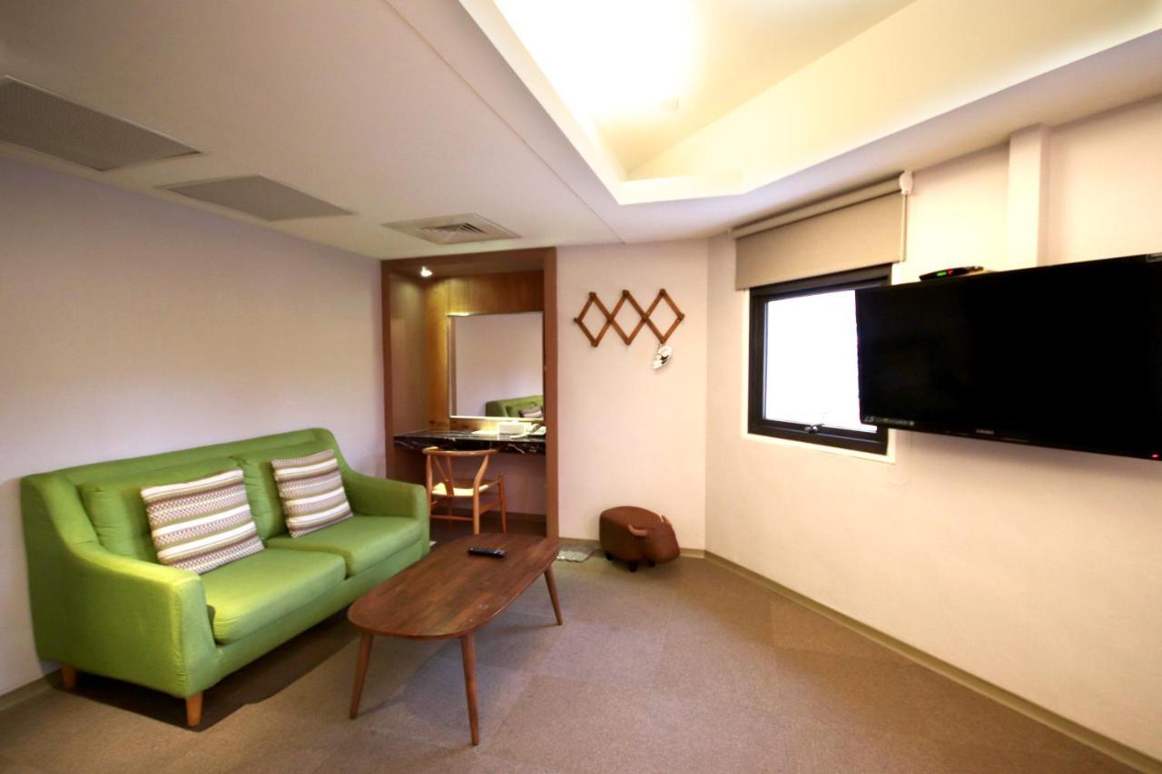 הואליין סיטי Meci Hotel מראה חיצוני תמונה