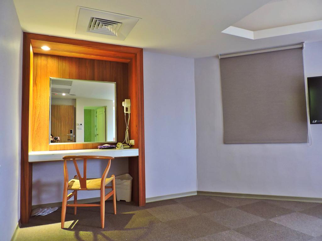 הואליין סיטי Meci Hotel מראה חיצוני תמונה